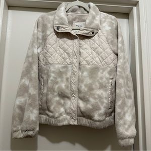Abercrombie & Fitch Women’s Fleece Jacket - Ivory - Small